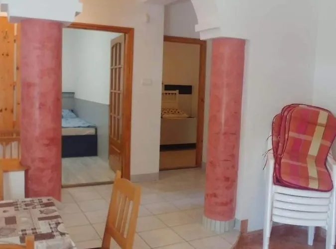 Vitorlas Foeldszint Apartament