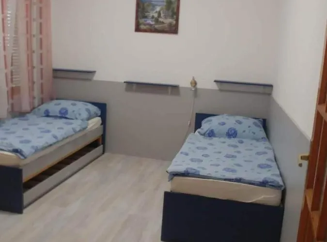 Apartament Vitorlas Foeldszint